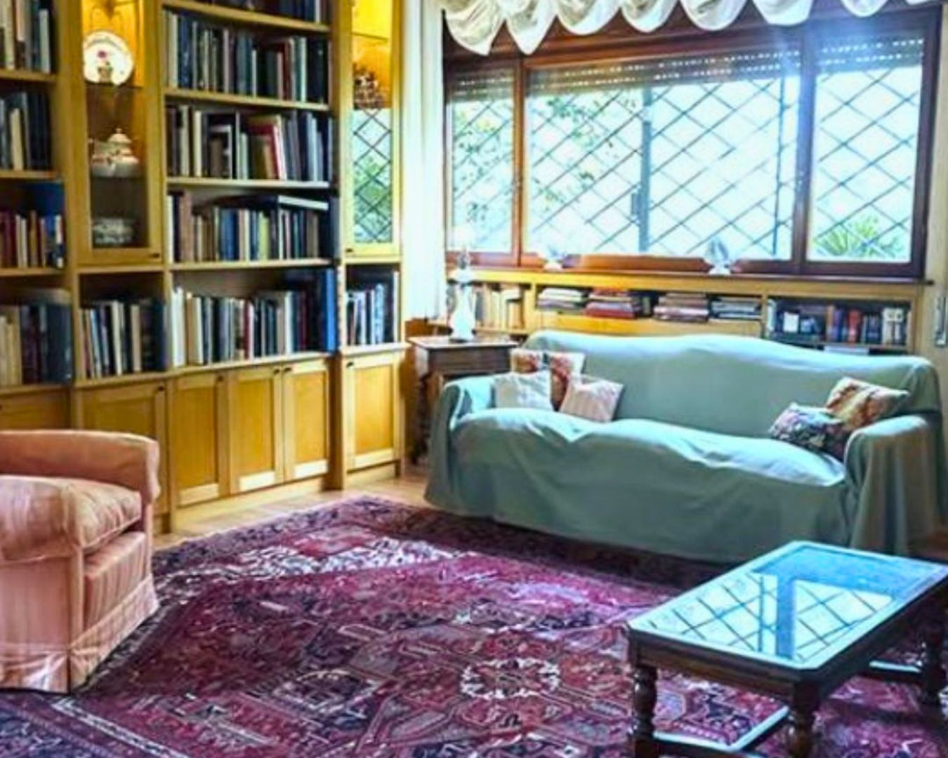 Villa G27 - il pergolato sul giardino