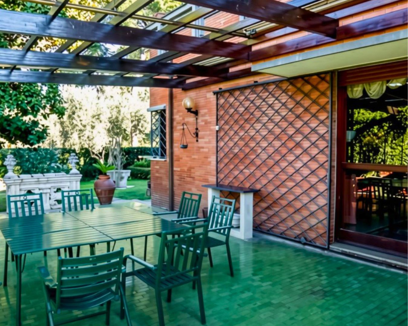 Villa G27