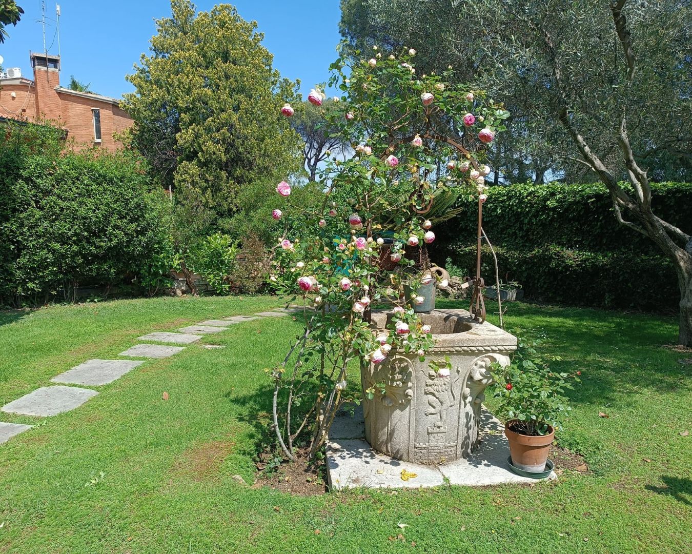 Villa G27 - il pozzo in pietra